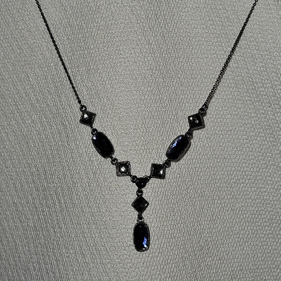 💵3/$20 Vintage Avon Jewelry Set Necklace and Earrings - Picture 12 of 13